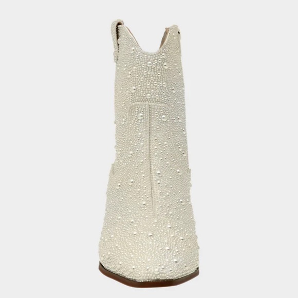 Betsey Johnson DIVA rhinestone boots in Ivory - Picture 4 of 6